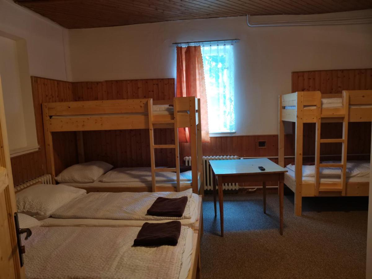 Penzion U Hrocha Lučany nad Nisou Exteriör bild